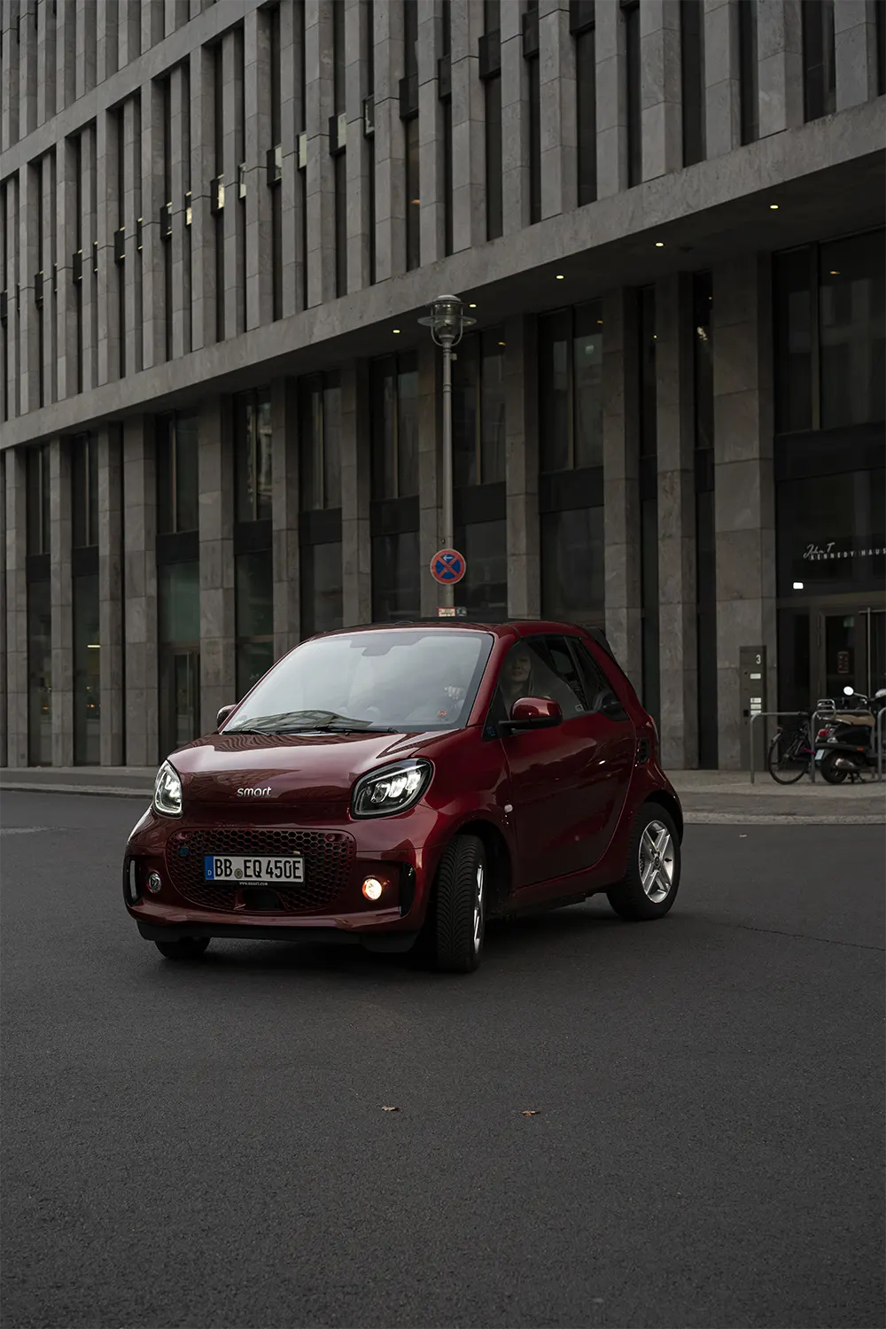 Before-Car Retouching