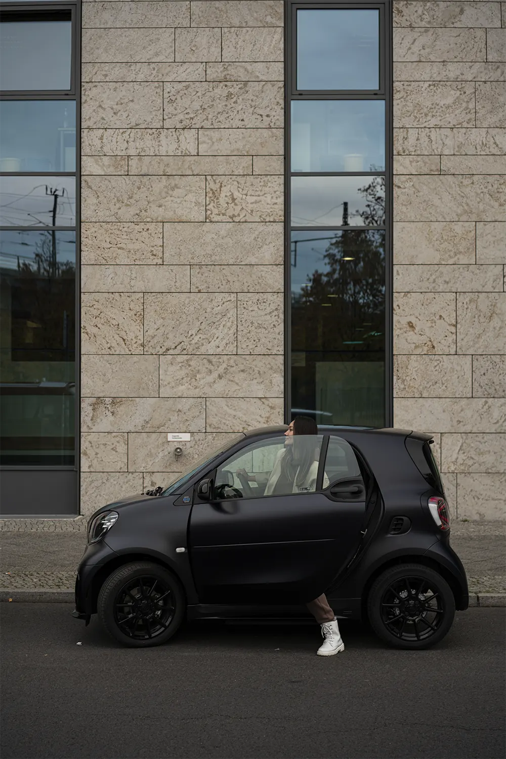 Before-Car Retouching