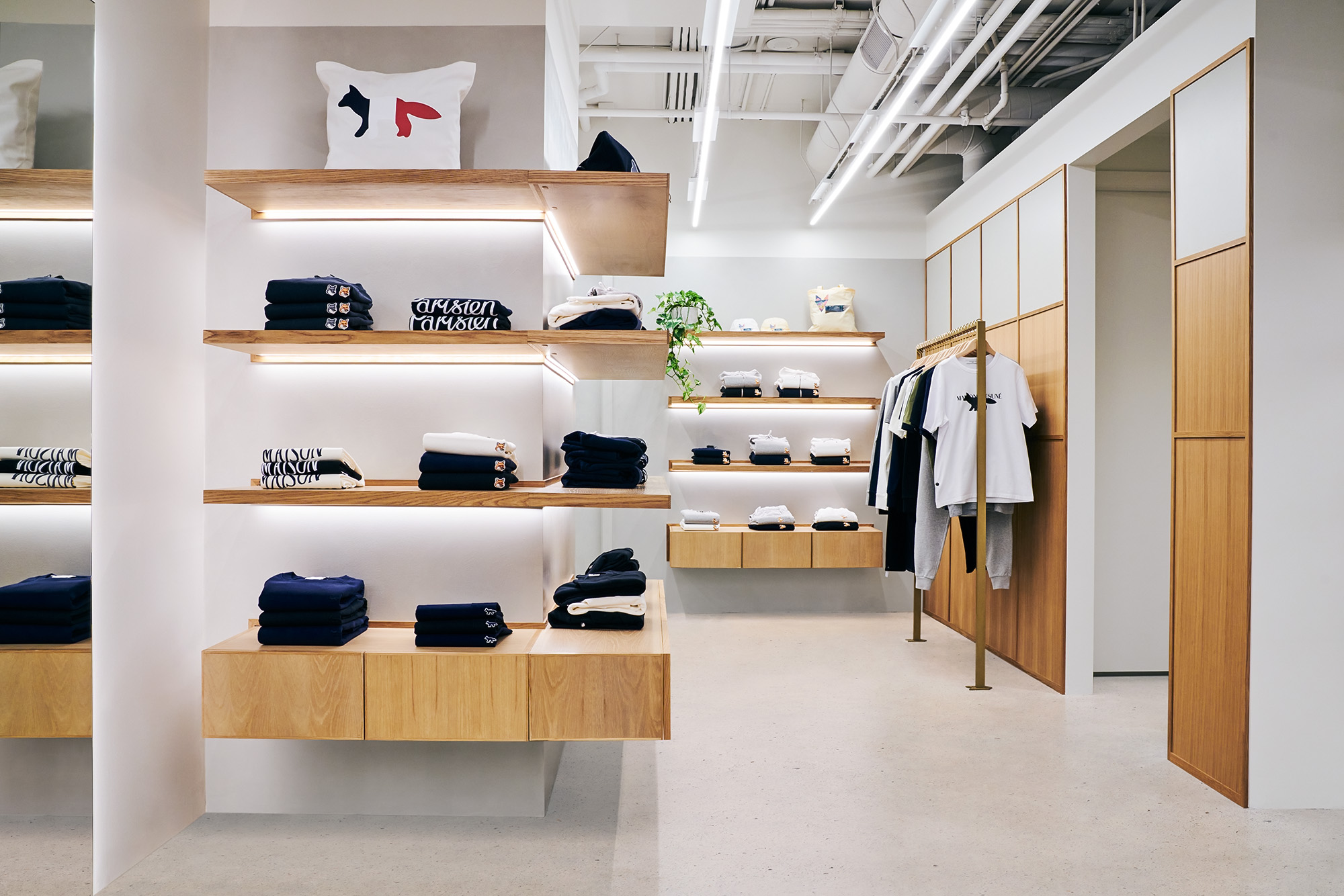 After-Interior Shop