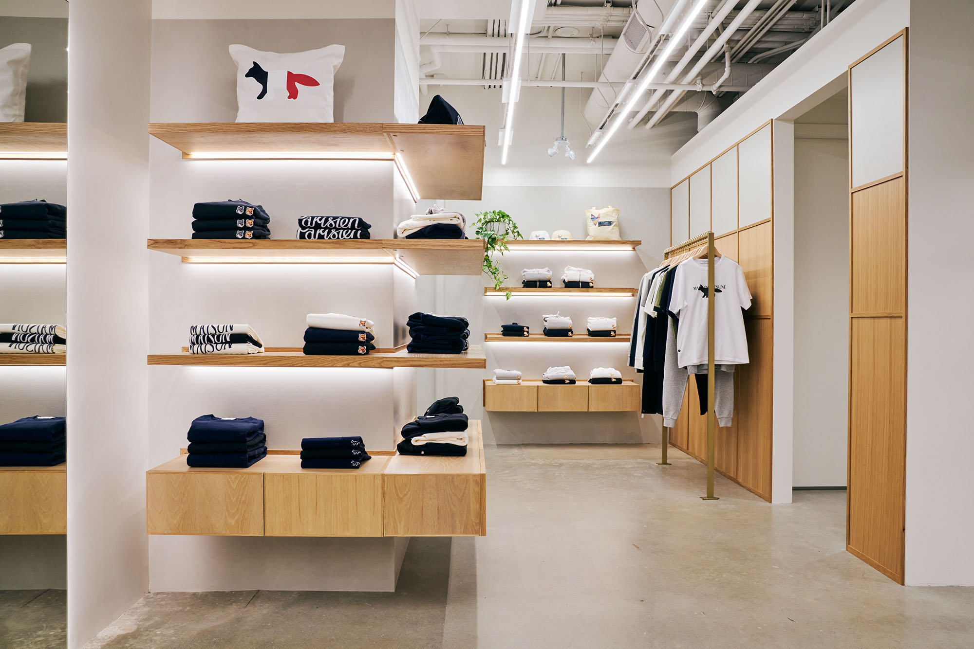Before-Interior Shop
